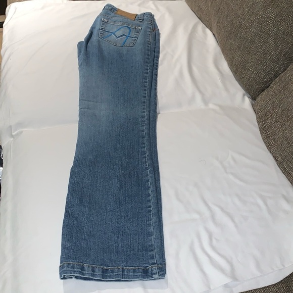 O'Neill Denim - Gently Loved Womens Jeans by Oneill..Embroidered Back Pockets